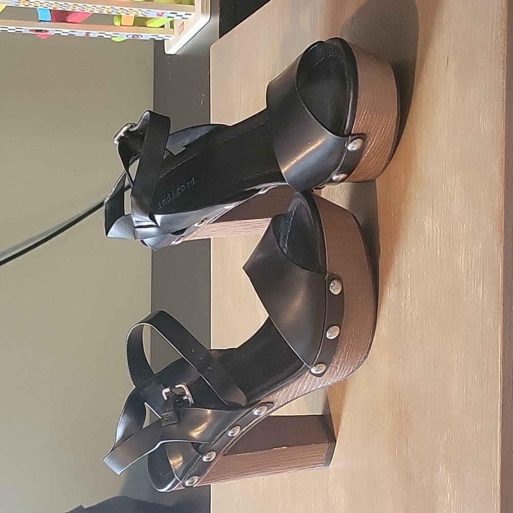 Platform heels